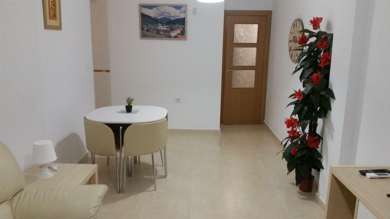 Apartamento A 150 M De La Playa Торевиеха Екстериор снимка